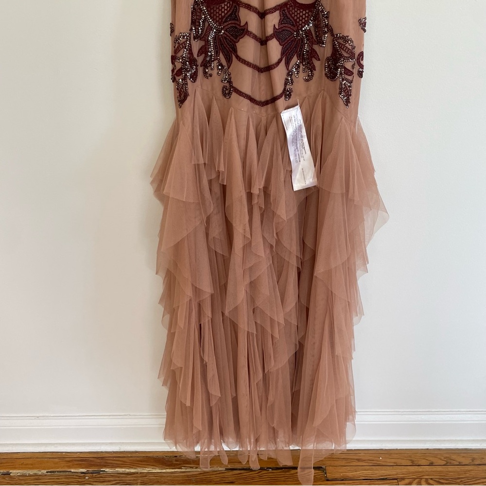 BCBGMaxAzria Dusty Rose Deep V Neckline Burgundy Embroidery Tiered Ruffle Dress - Picture 8 of 11
